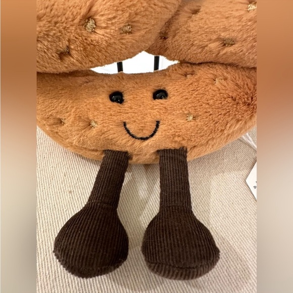 *SOLD* Jellycat NWT Amuseable Pretzel - Picture 2 of 3